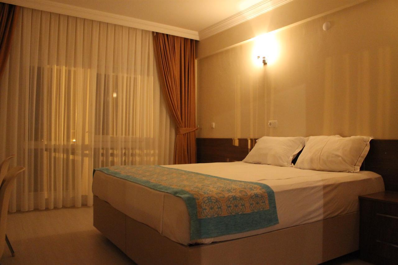 Akpinar Hotel Altintas Exterior foto